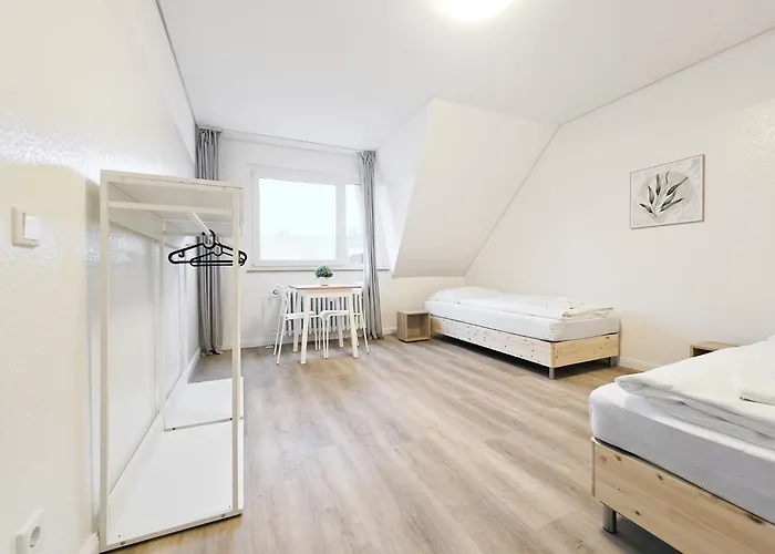 Tolstov - 3 - 25 Min Messe Dus Apartament Duisburg